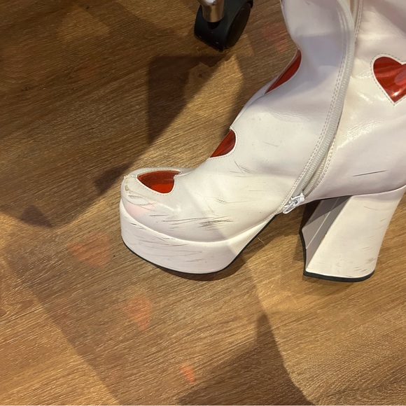 SUGAR THRILLZ HEART GOGO BOOTS DOLLSKILL - Picture 3 of 3